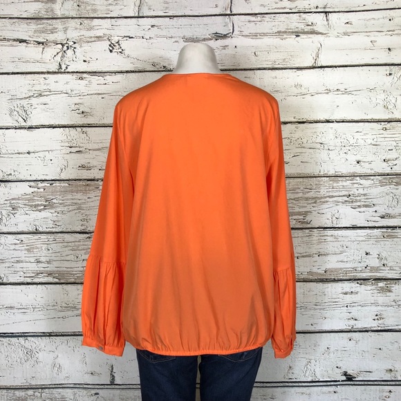 B3 Chico’s Orange embroidered blouse Sz 1 - Picture 5 of 7
